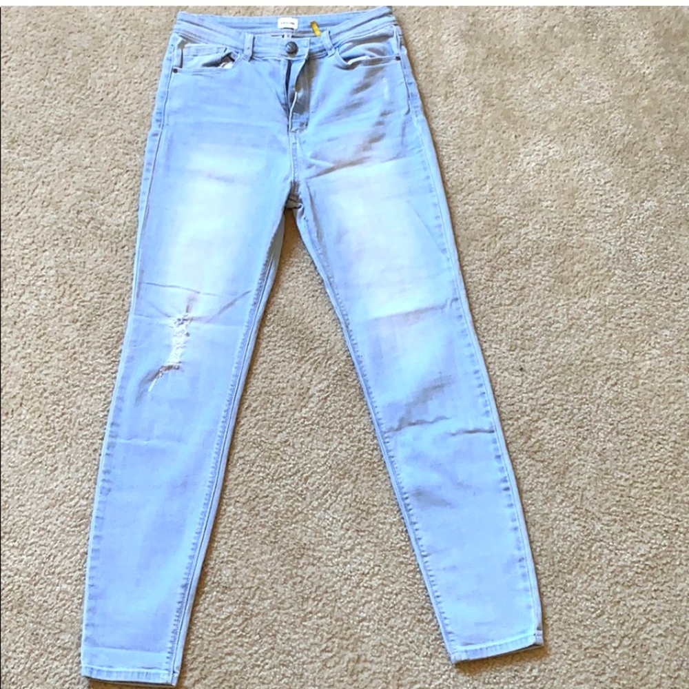 Sneak peek Woman skinny jeans